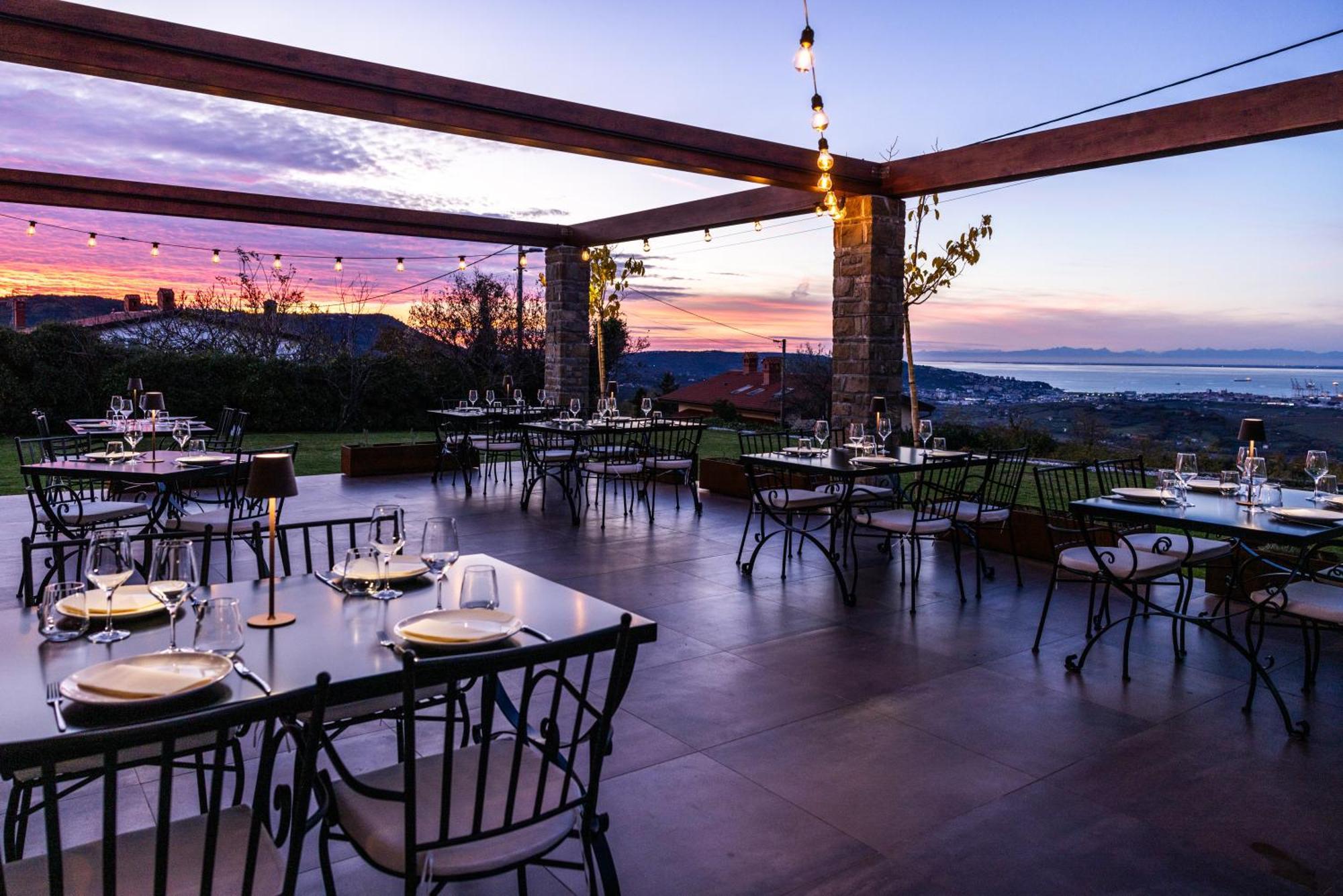 Stok - Rooms, Wine & Restaurant - Marezige, Koper Exterior photo